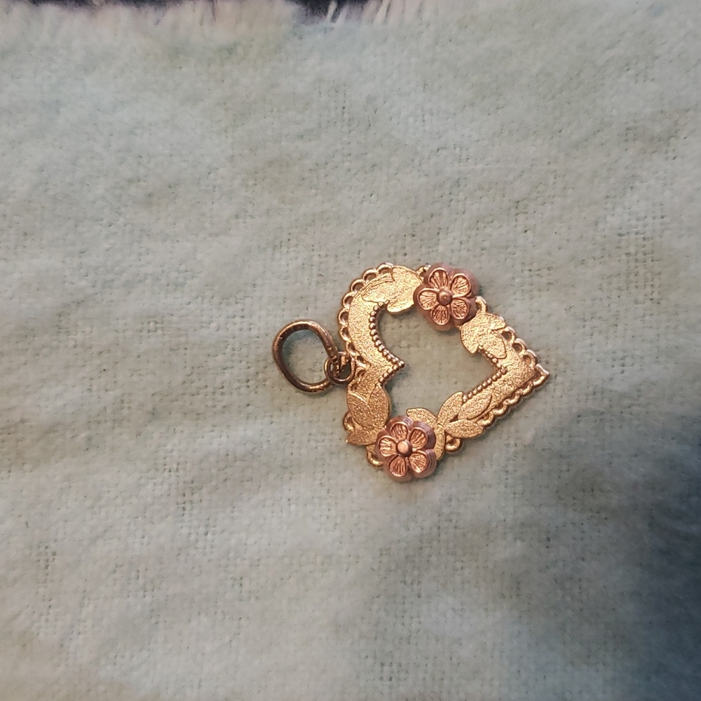 NWOT  Gold & Rose Gold Heart Pendant
